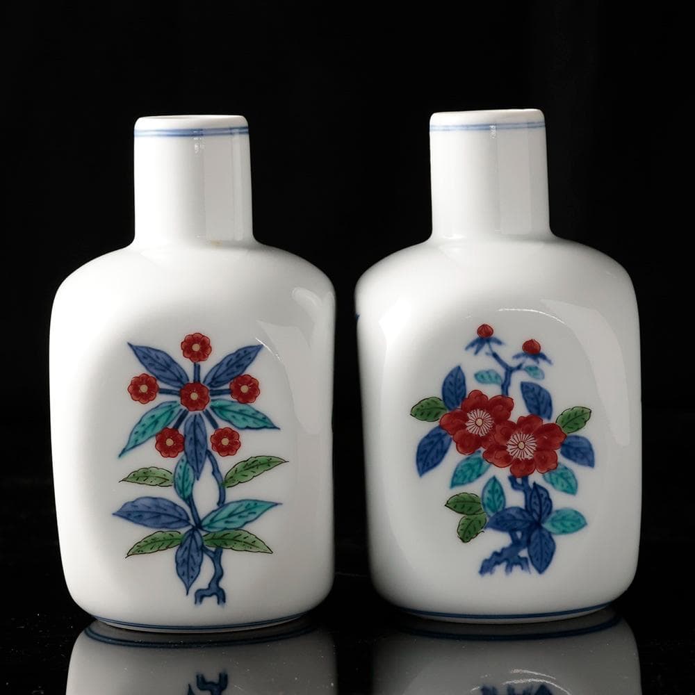 人間国宝 十三代今泉今右衛門 錦花画酒器 徳利 盃五客 共箱 黄布 栞 色鍋島