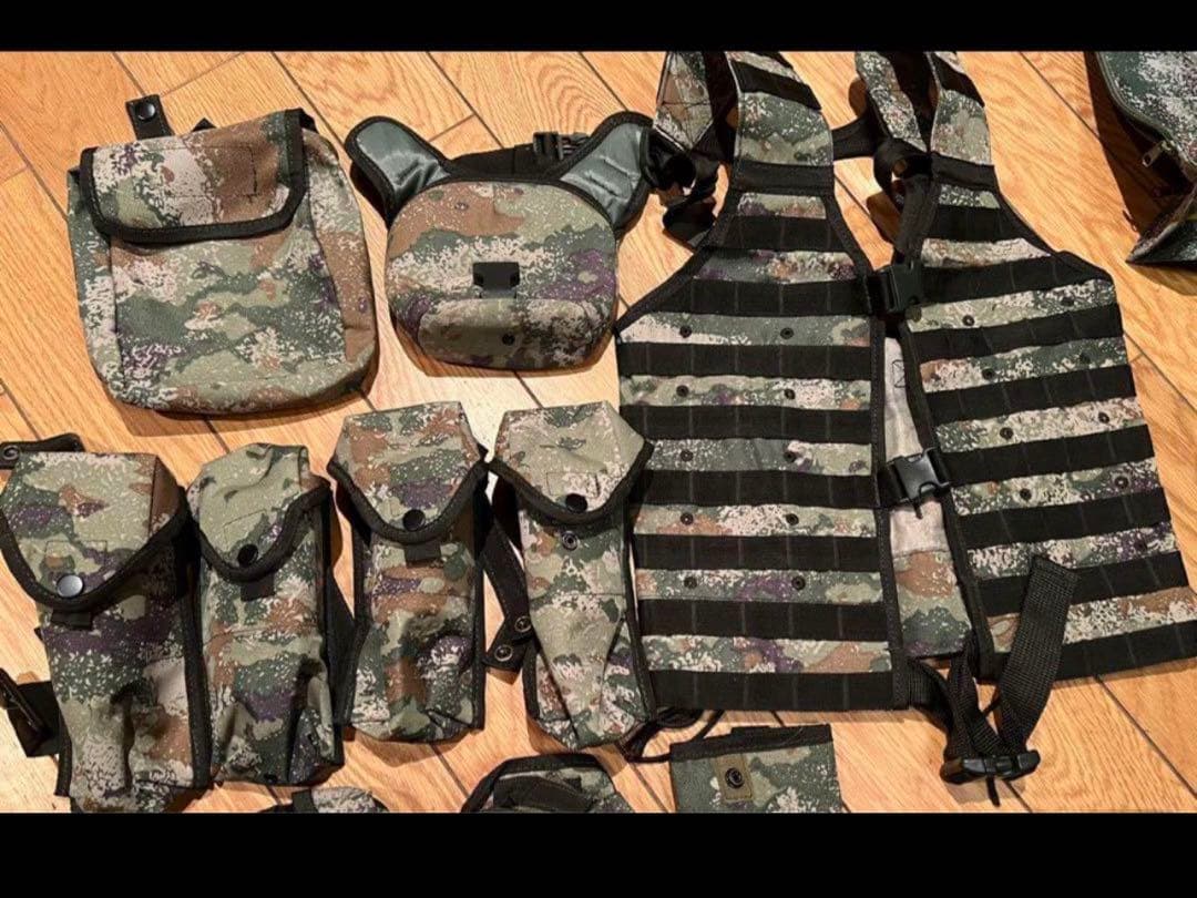 官給 中国人民解放軍特殊部隊21式最新型星空迷彩戦闘服超フル装備一式