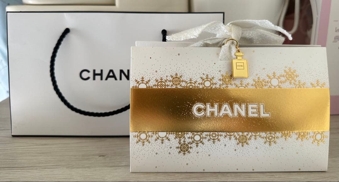 CHANEL ギフトセット アイシャドウ ネイルカラー リップ
