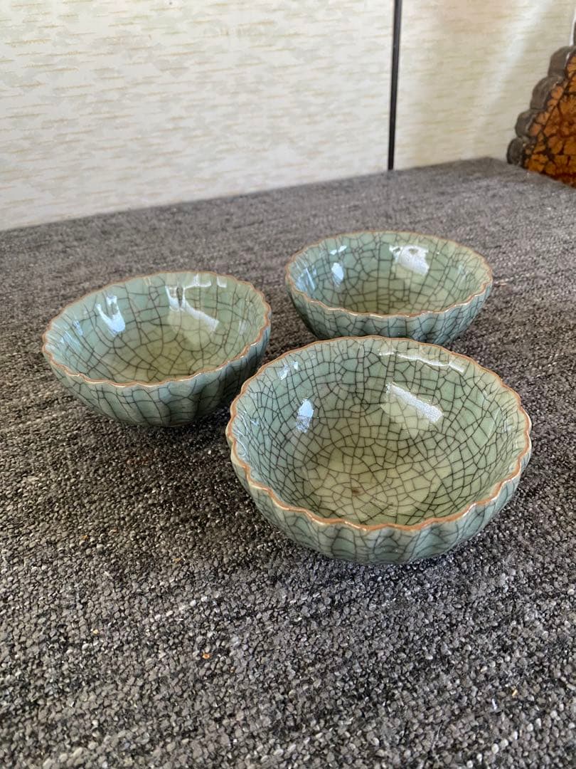 茶碗　3つ　青磁　骨董