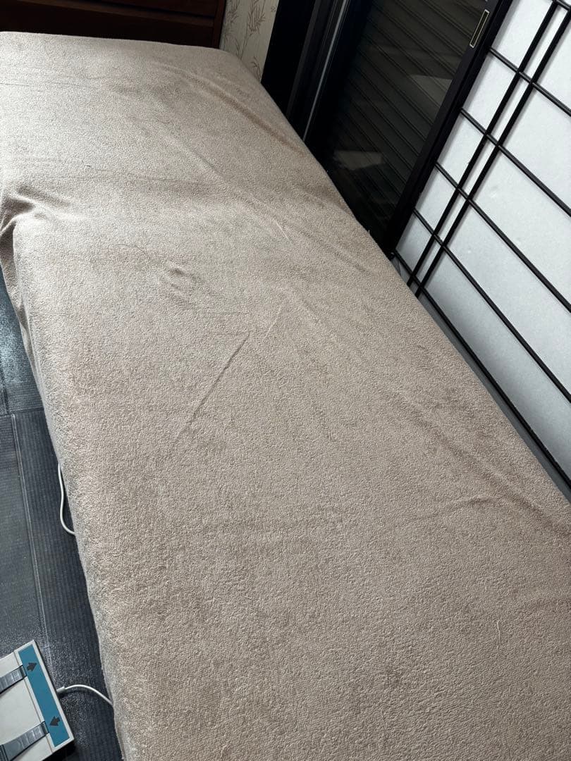 電動昇降付マッサージベッド ヘッドレスト付き