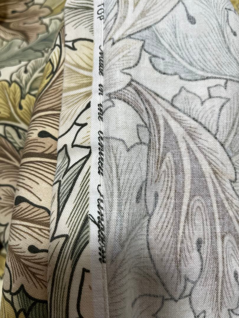 ウィリアムモリス ボタニカル柄カーテン２枚