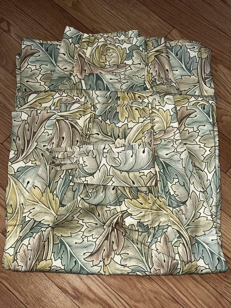 ウィリアムモリス ボタニカル柄カーテン２枚