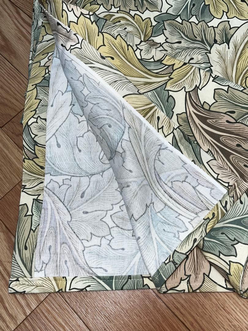 ウィリアムモリス ボタニカル柄カーテン２枚