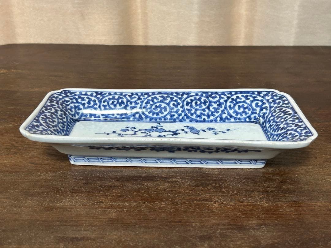 古伊万里　染付　蛸唐草松梅文長皿　江戸中期　❶