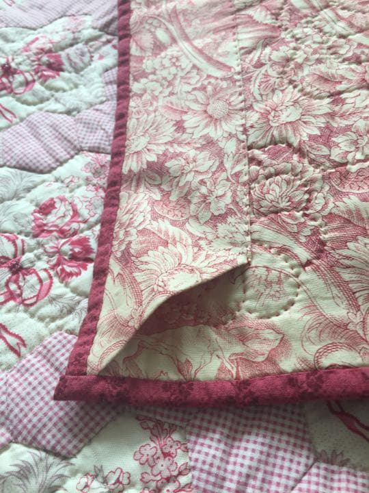 パッチワークキルト タペストリー サイズ約78×73cm