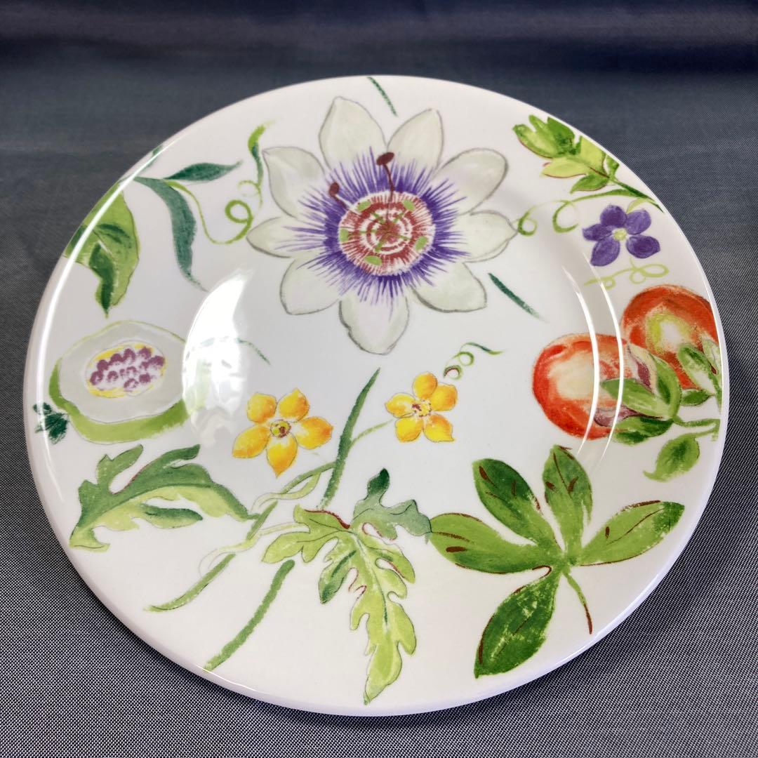 ジアン　パシフロール　エデン　プレート　デザート　カナッペ　パン　ケーキ　丸皿