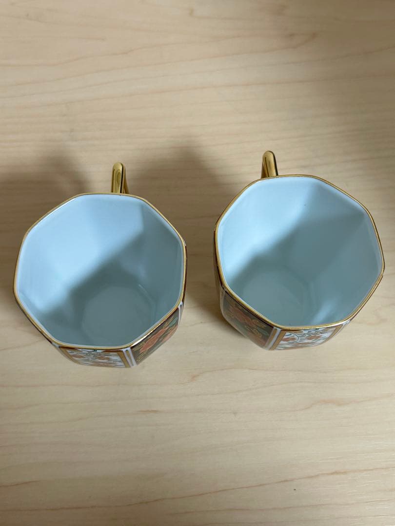 有田焼 青藍窯 古伊万里 金襴手 金彩花鳥柄 八角カップ＆ソ－サ－2客