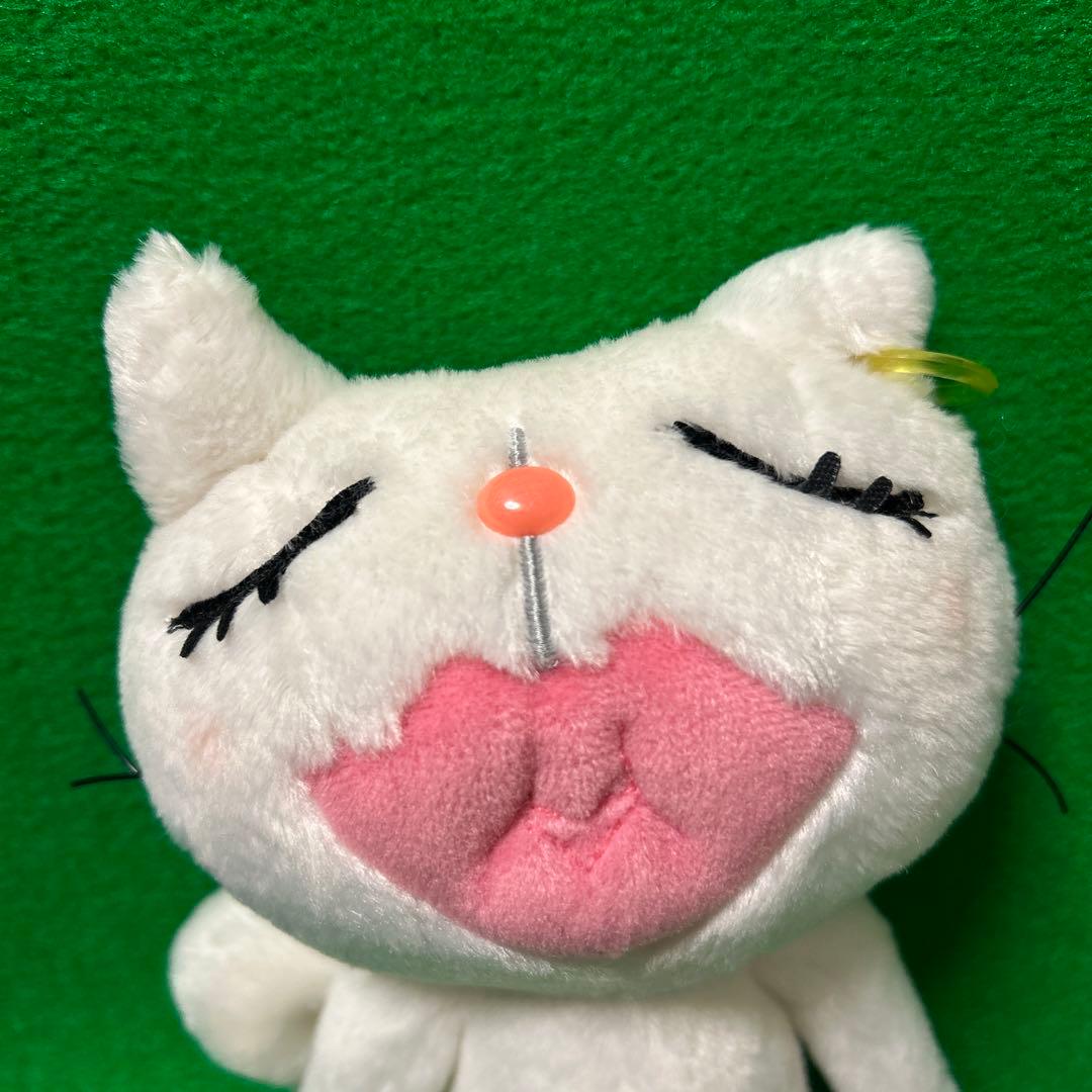 レア 宇多田ヒカルCHUICHI(S)ホワイトキッス(座り)