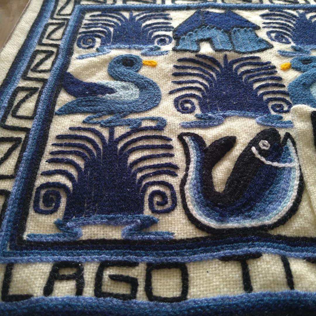 ペルー チチカカ湖 ウロス島 刺繍 クッションカバー 現地購入