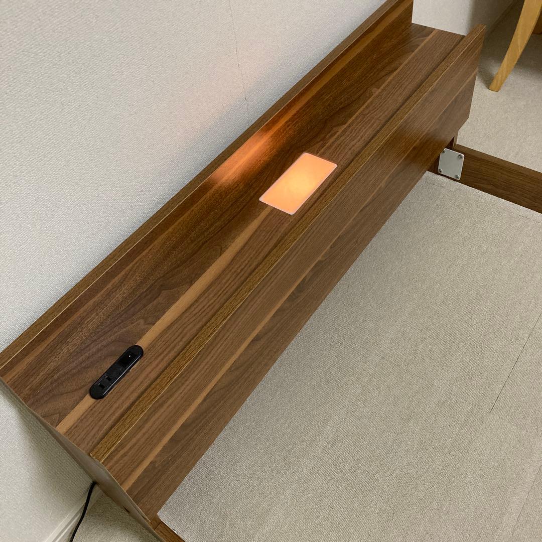 限定値下げ！シングルベッドフレーム 照明付き