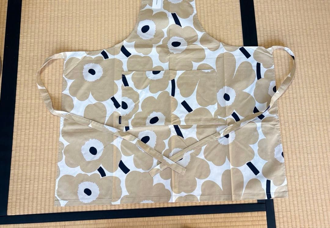 marimekko 花柄エプロン - メルカリ