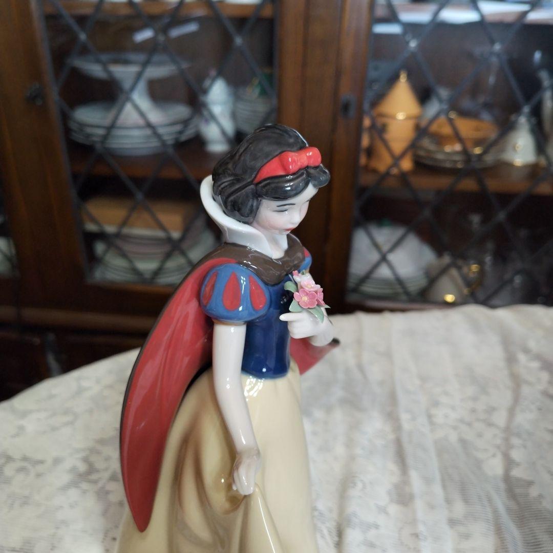 リヤドロ白雪姫2017（発送は9/11～13)