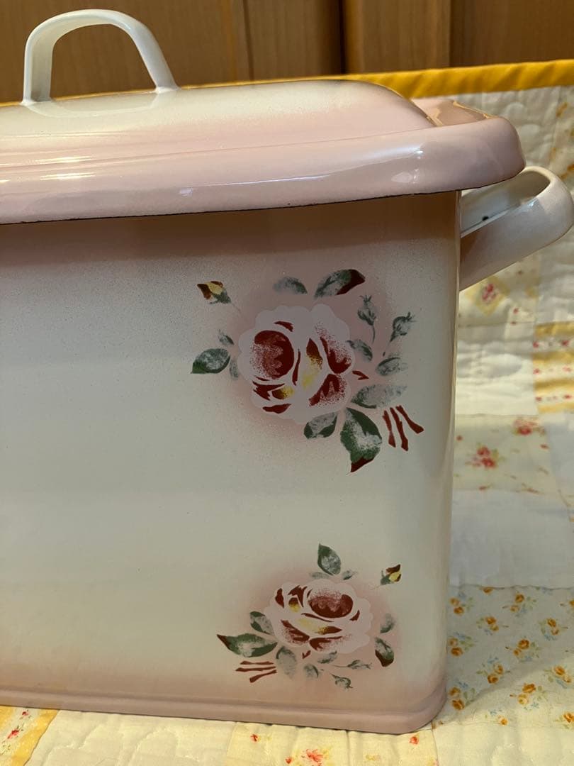 イマン　プリンセスローズ　ボックス缶　ホーロー