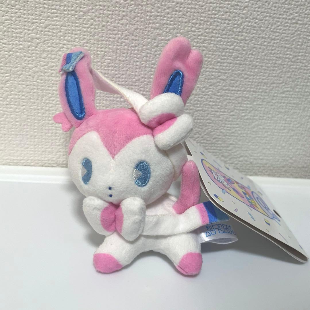 タグ付き】ポケモン ニンフィア ぬいぐるみ ミックスオレ - メルカリ