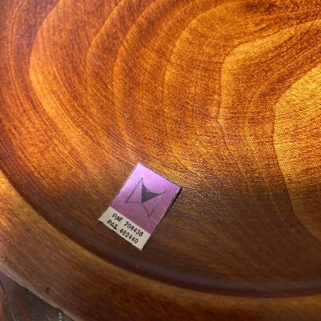 新品　未使用品　日本の漆器　　栃材くり抜き　四国彫りおひつ