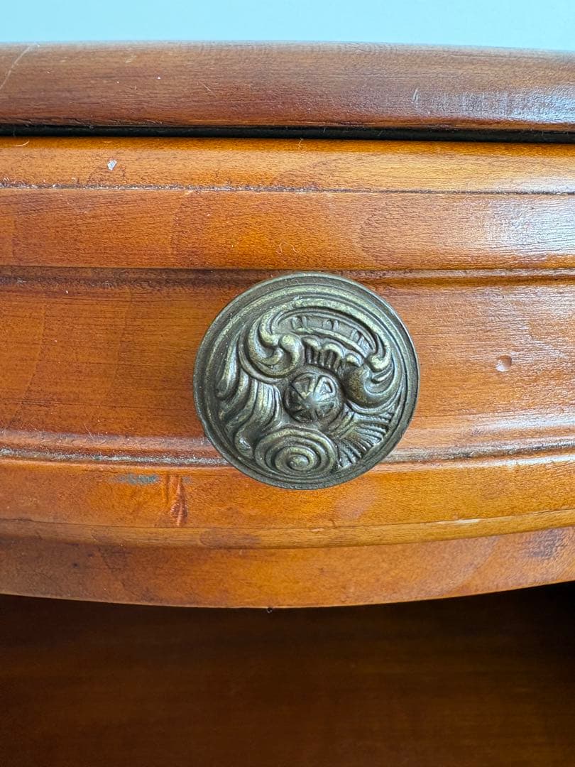 フランス　アンティーク　ブロカント　寝室　サイドボード　サイドキャビネット