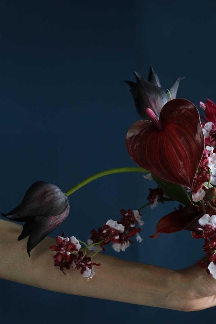 黒チューリップ 大人ブーケ ワインレッドのブーケ シック ウエディング