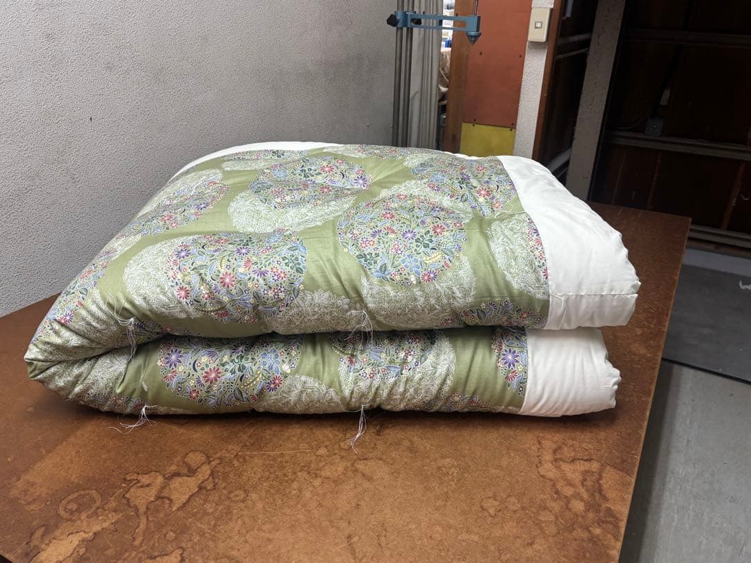 掛け布団　シングル　日本製