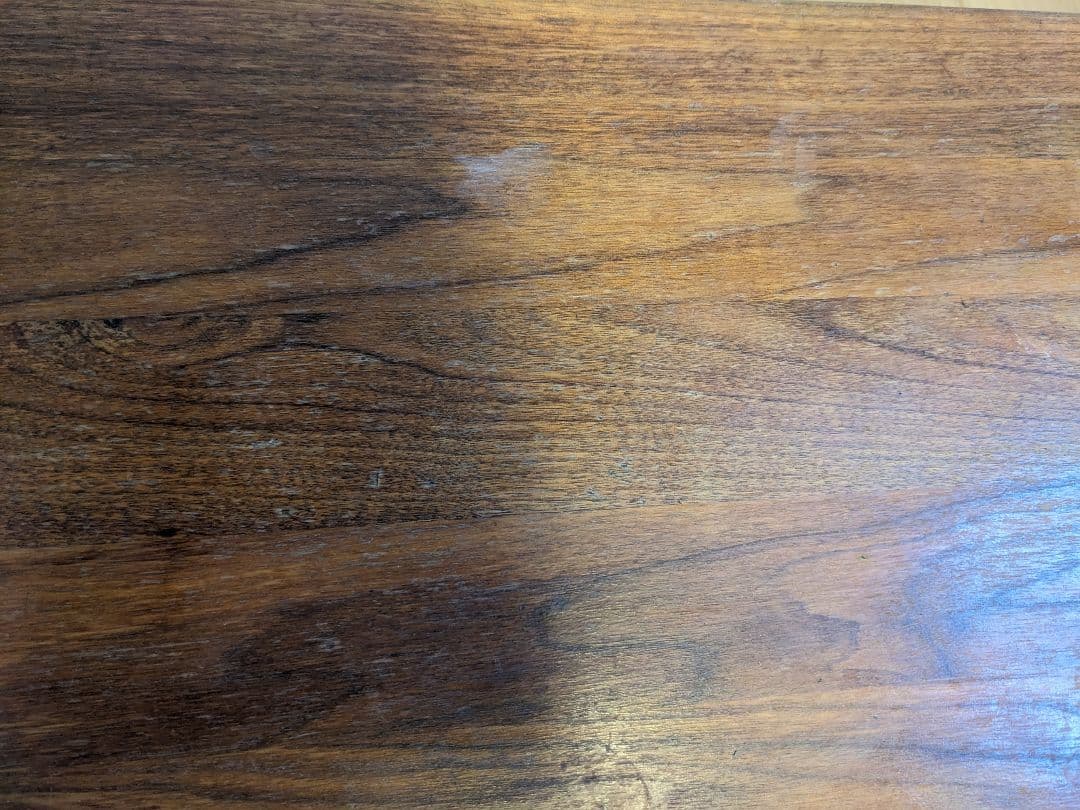 無垢材ローテーブル・ウォールナット材・幅１２０×奥行６０×高さ３５ｃｍ