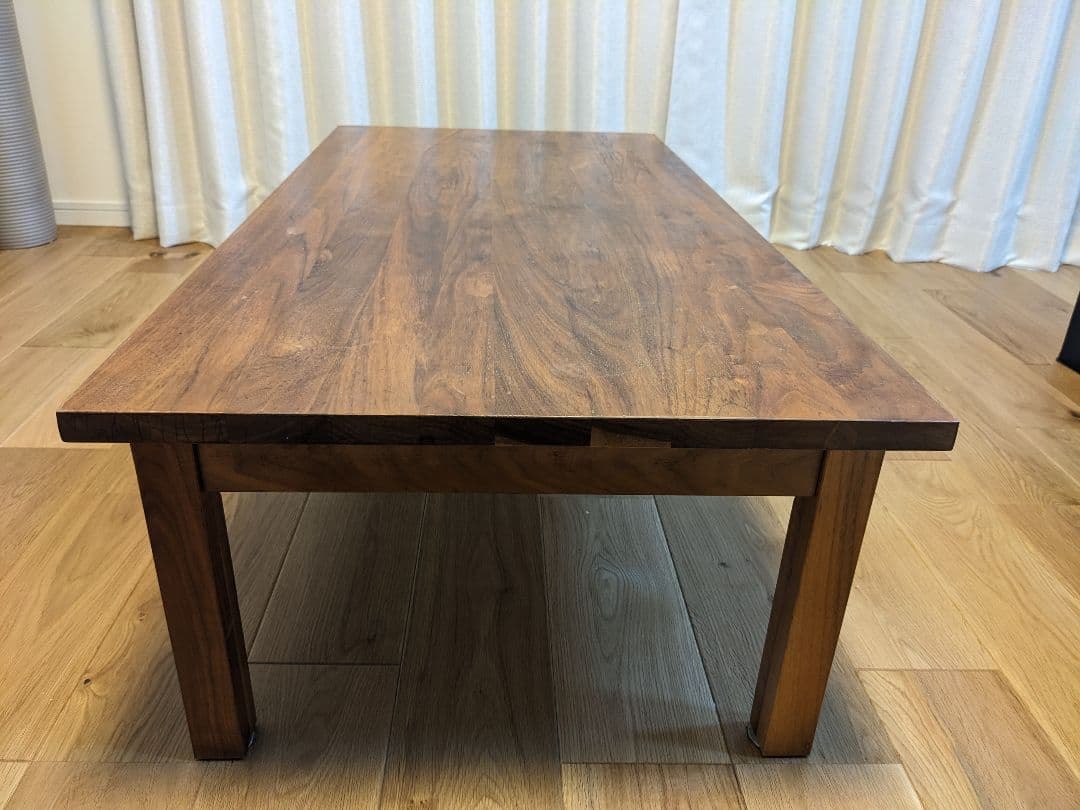 無垢材ローテーブル・ウォールナット材・幅１２０×奥行６０×高さ３５ｃｍ