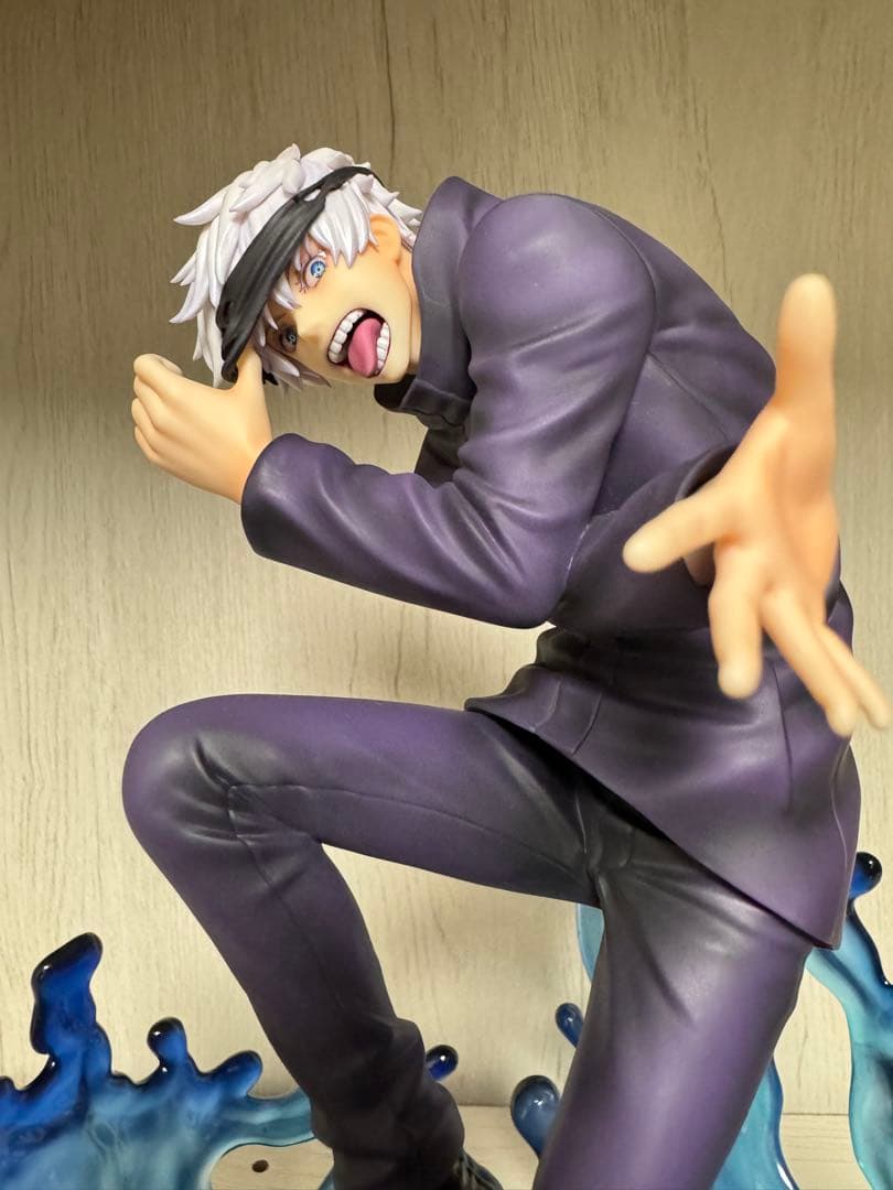 呪術廻戦 五条悟 渋谷スクランブルフィギュア PVC製塗装済み完成品 正規品