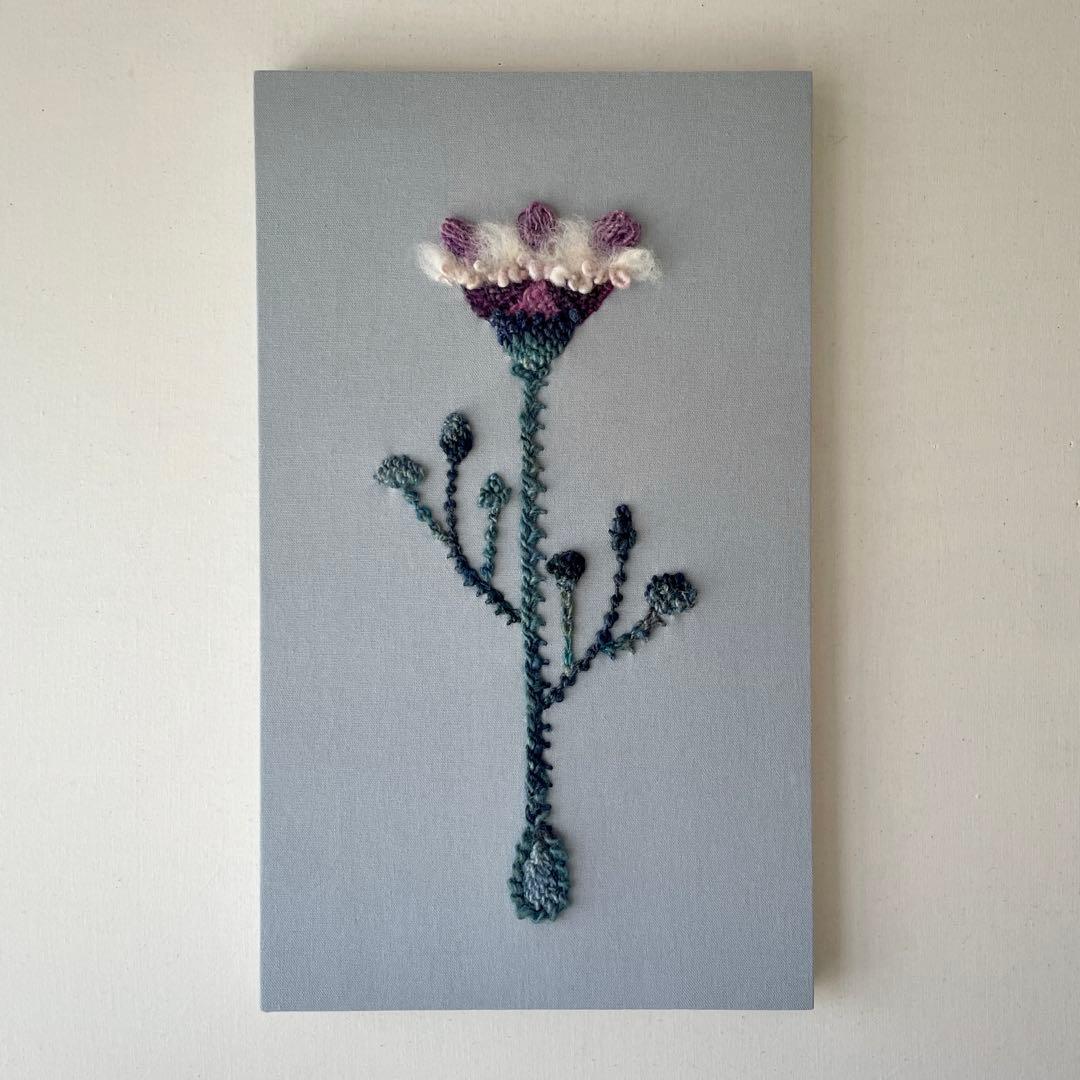 【一点もの】『手紡ぎ糸のお花. i'』手刺繍ファブリックパネル