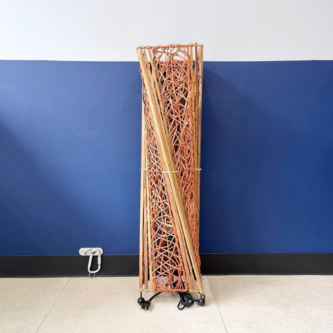 【インパクト大】ねじれライト 間接照明 和風 バリ風 スタイリッシュ おしゃれ