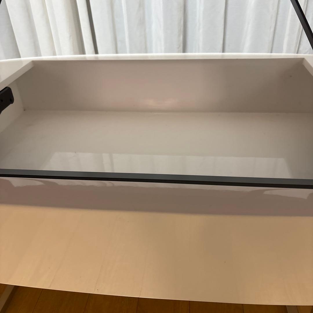 楕円形センターテーブル ブラウンとホワイト