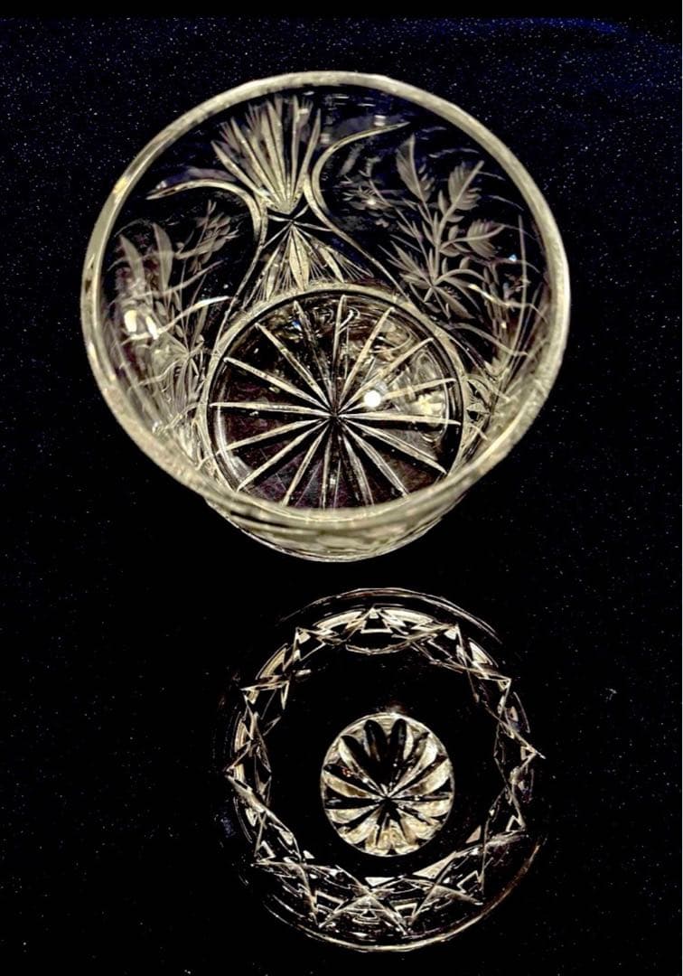 ガラス　クリスタル　容器