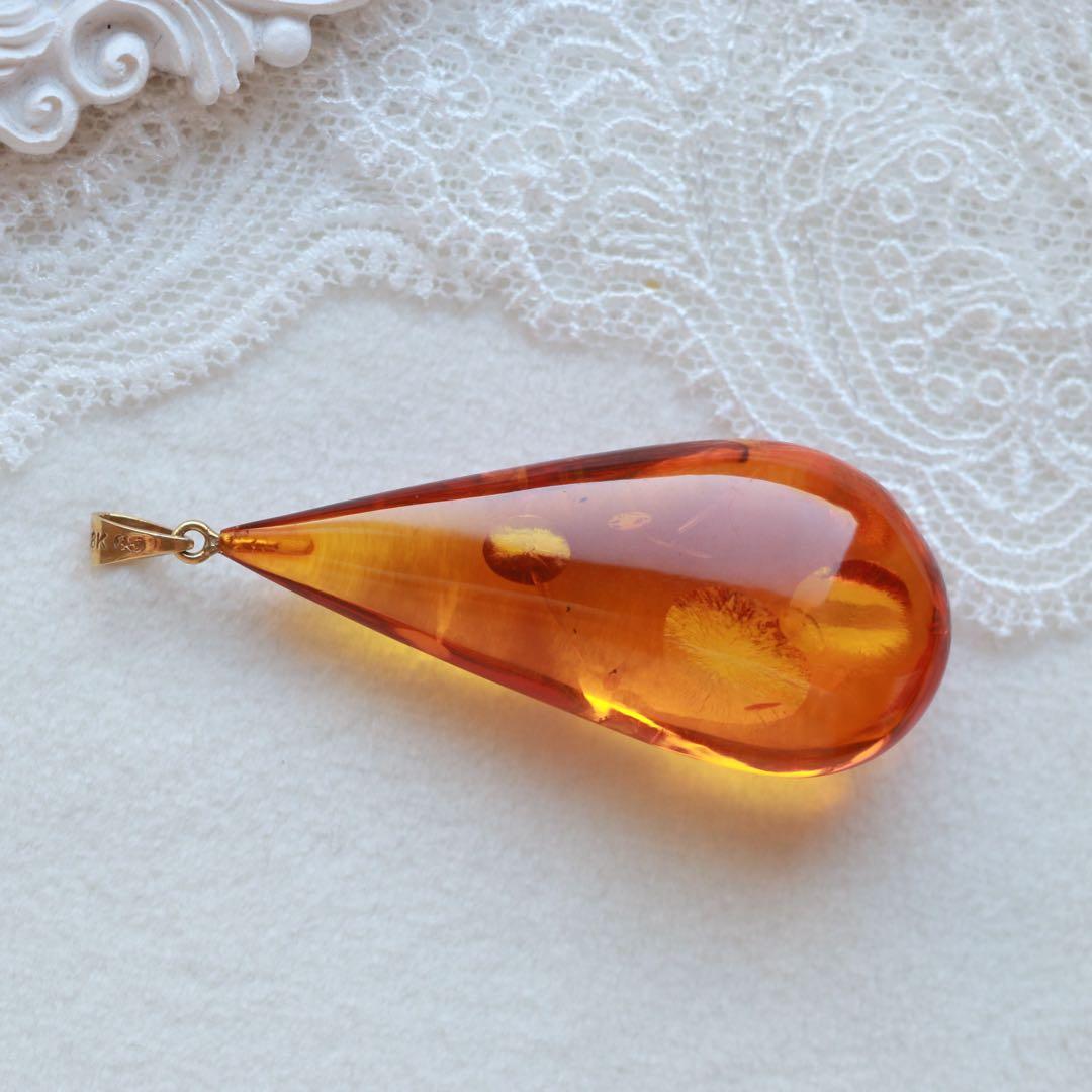 天然琥珀 ティア型ペンダントトップ