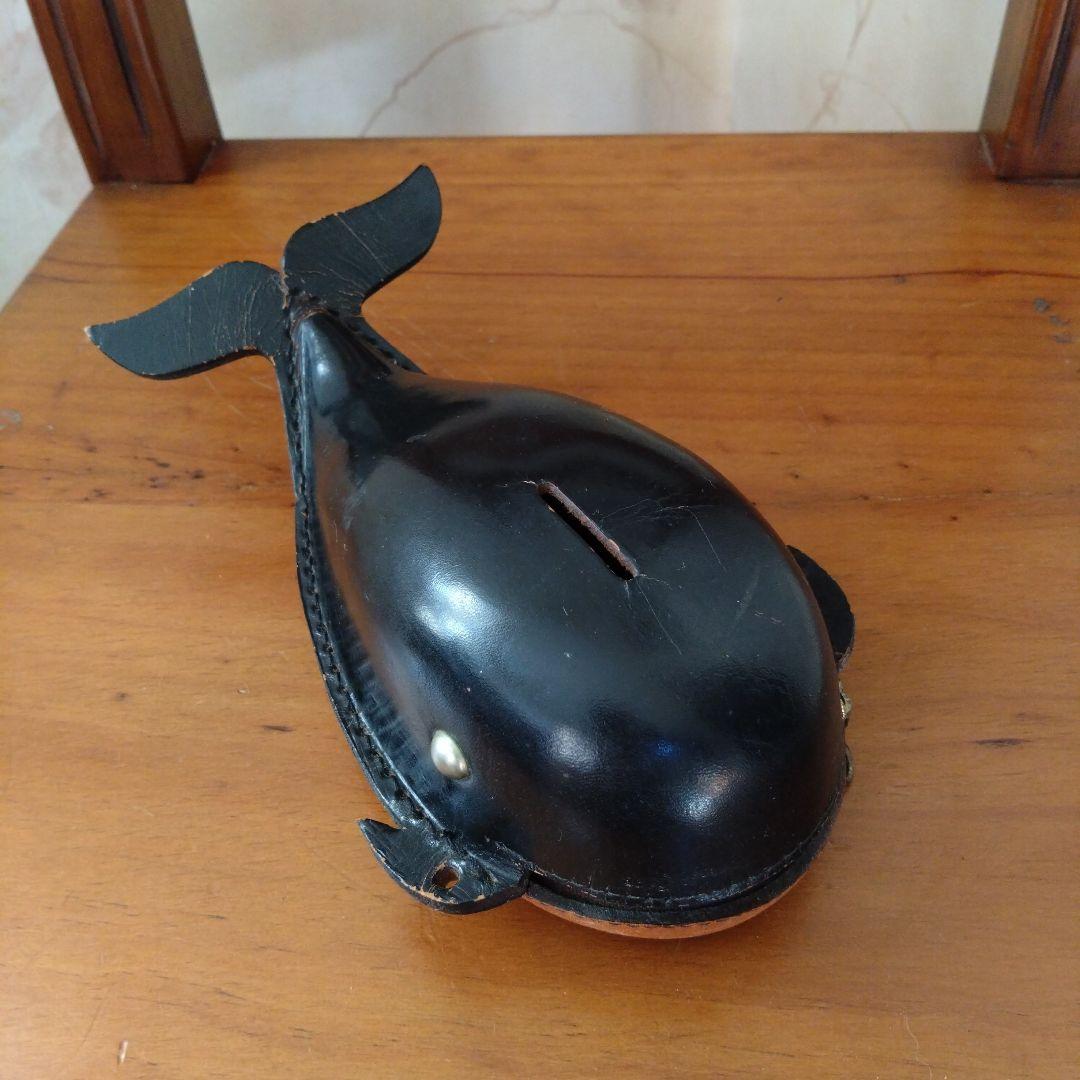鯨の貯金箱 本革製 *＊*… 鴻池製作所 レザークラフト くじらꕤ︎︎