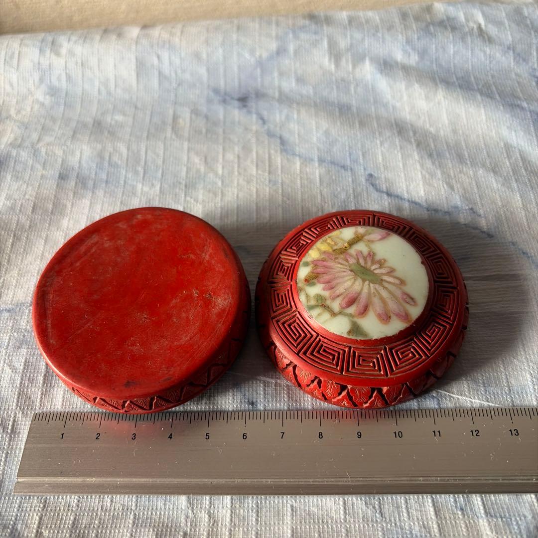 堆朱　香合　アンティーク　陶板　中国　China 小物入れ　ピルケース