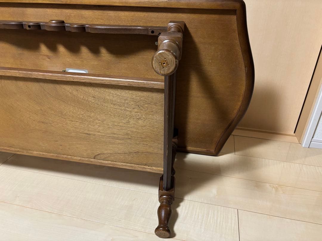 飛騨産業　キツツキ 木製 テーブル ブラウン