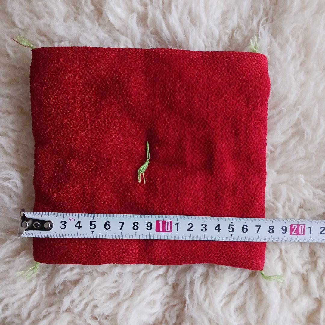 薬師窯 彩絵 招福大開運招き猫 (ちりめん 首輪.座布団付き) 置物