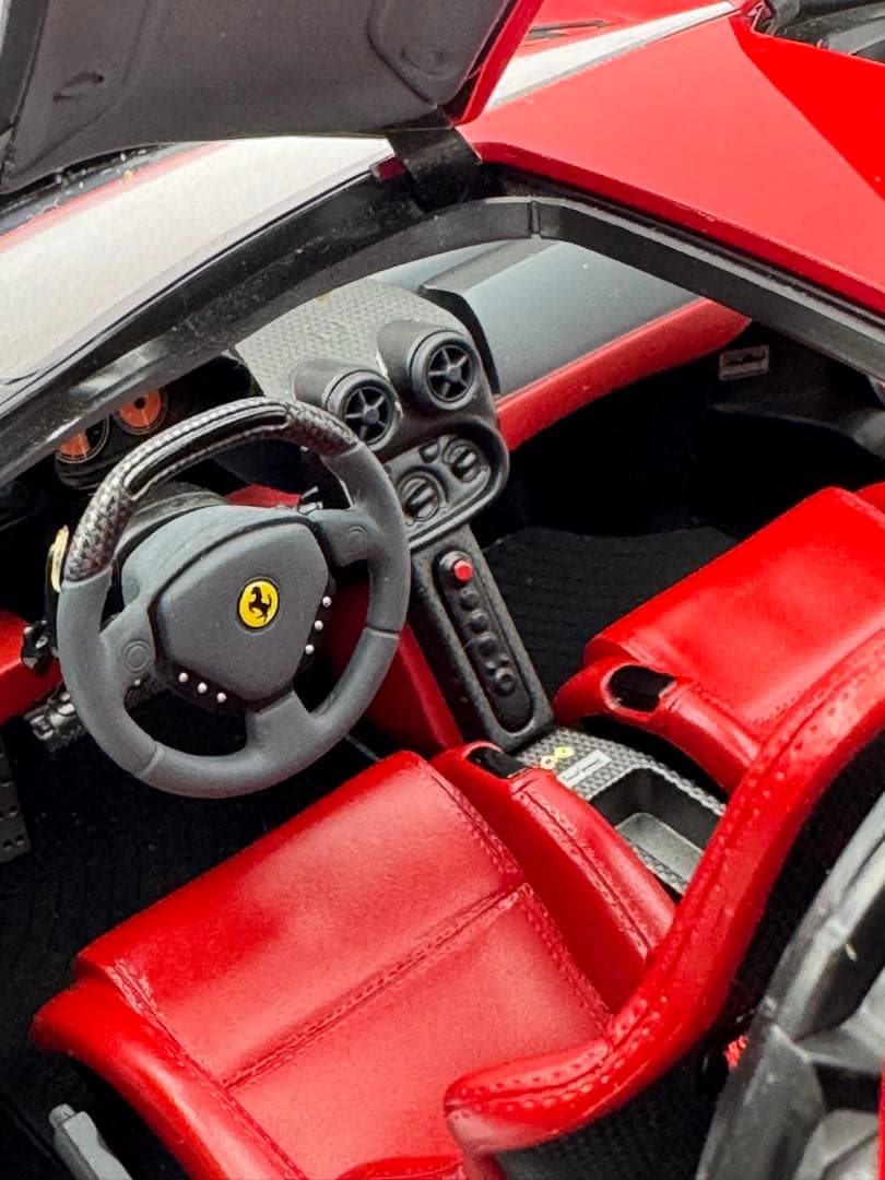 タミヤ　1/12 コレクターズクラブ・スペシャル エンツォフェラーリ　赤