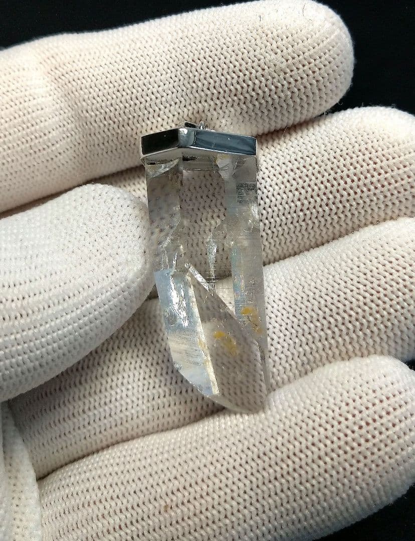 【コロンビア産】レムリアンクォーツ　トップ《２個セット》天然　レア