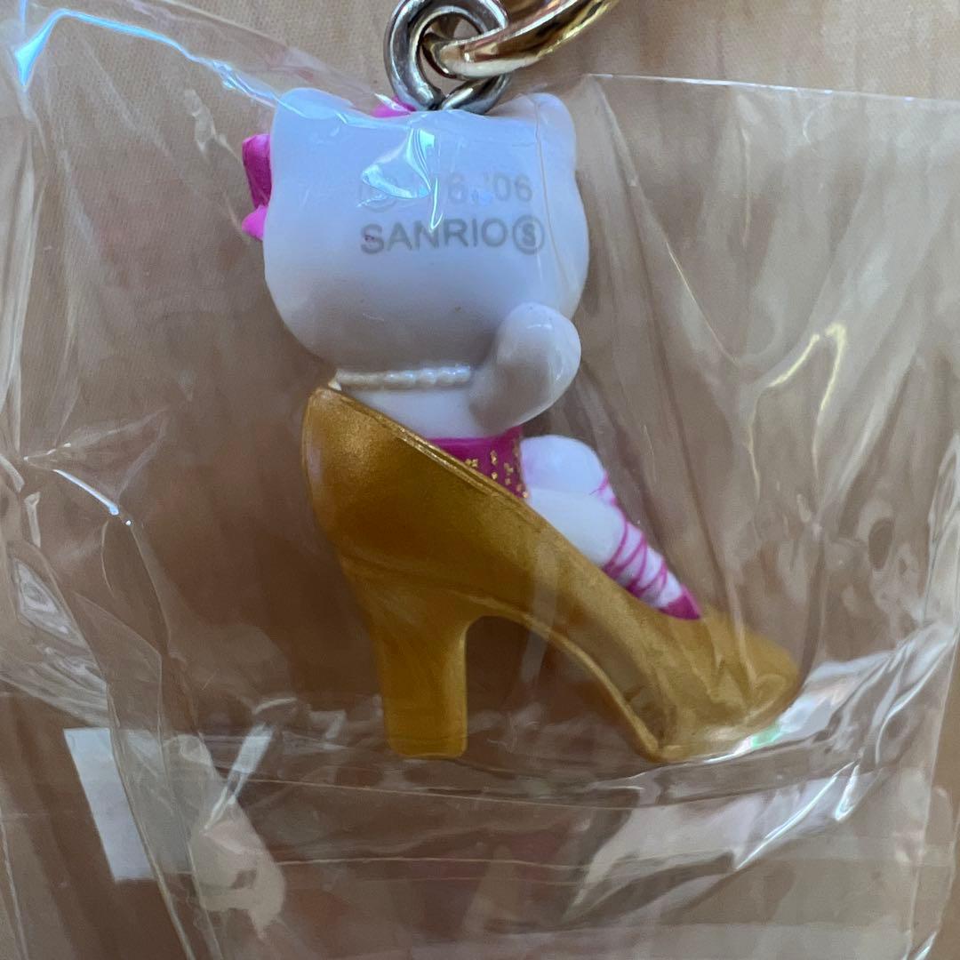 【未開封】ハローキティ ピンキーハイヒール ご当地キティ ピンキーKT 根付け