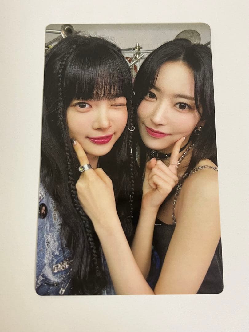 LE SSERAFIM UNFORGIVENサクラ ウンチェ クラウンズ トレカ - メルカリ