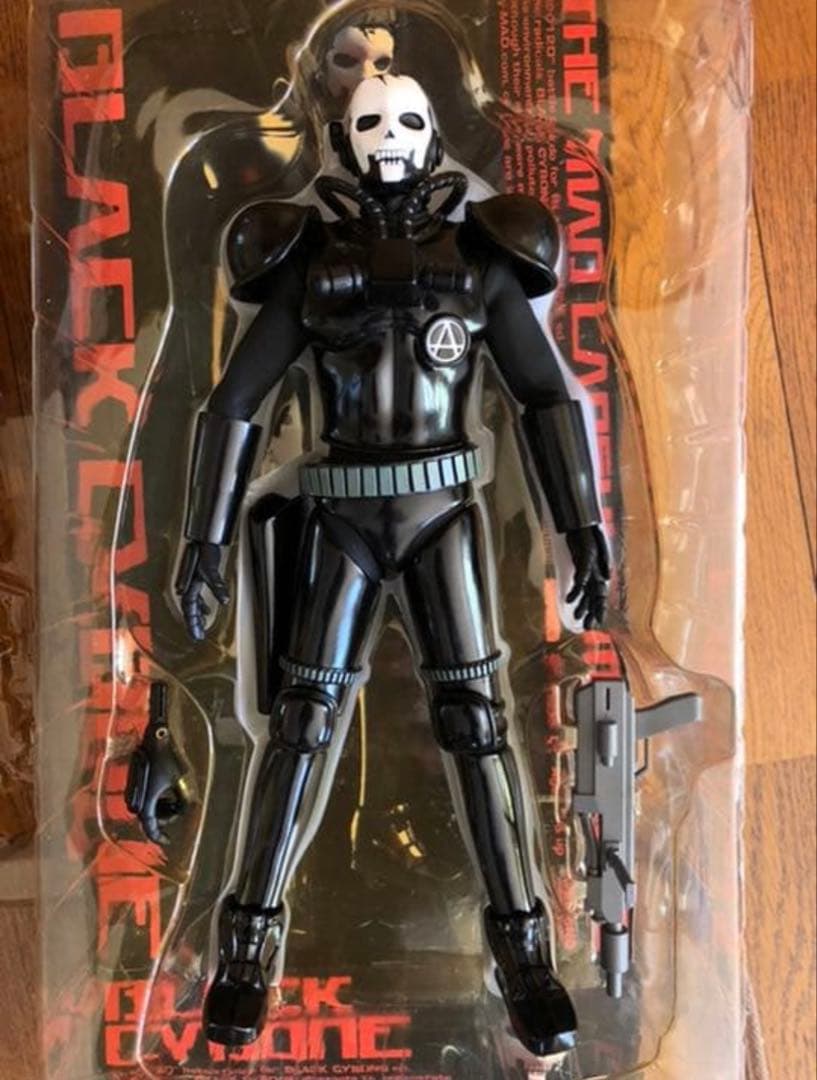 THE MAD CAPSULE MARKETS ブラックサイボーン フィギュア