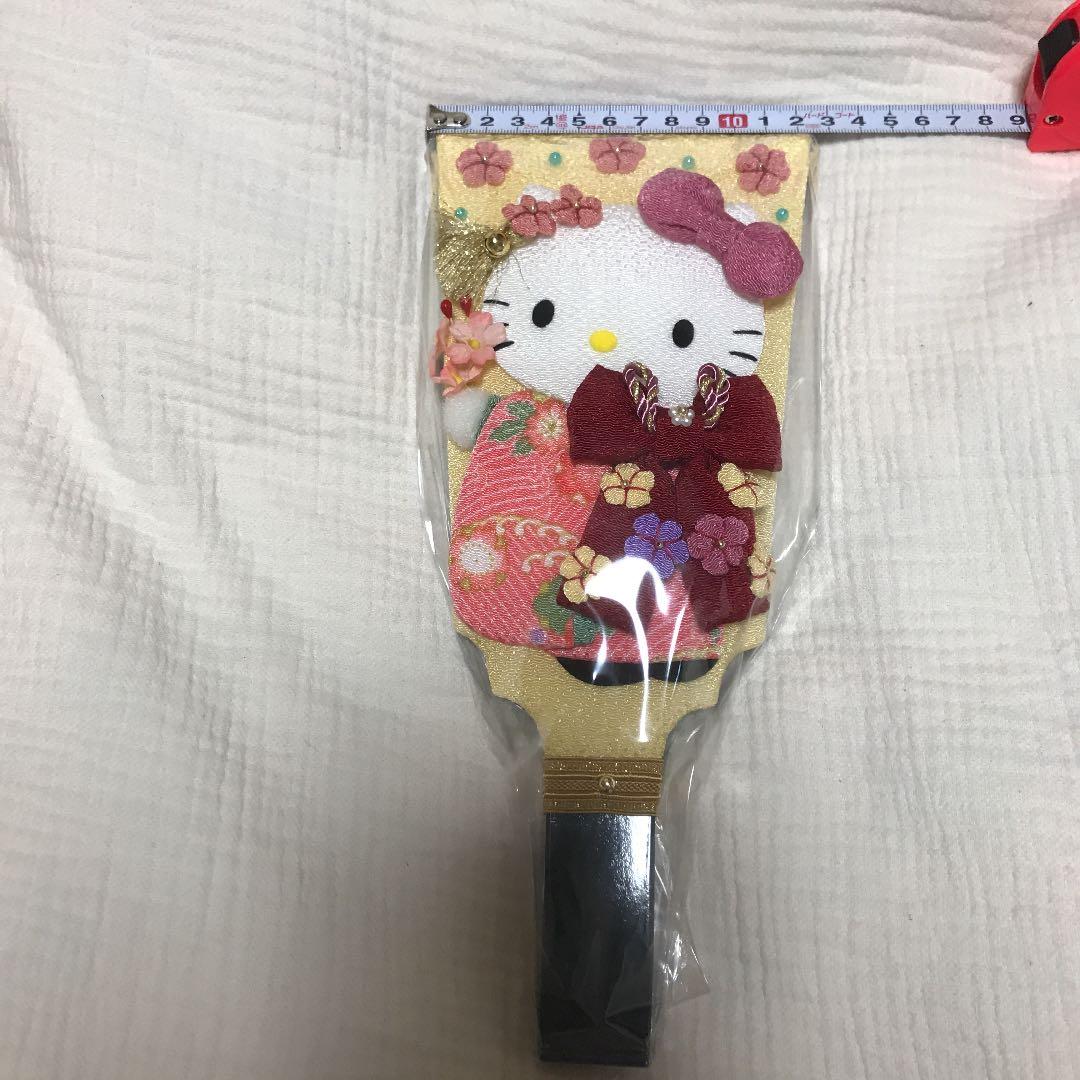 ハローキティ　羽子板　ちりめん細工