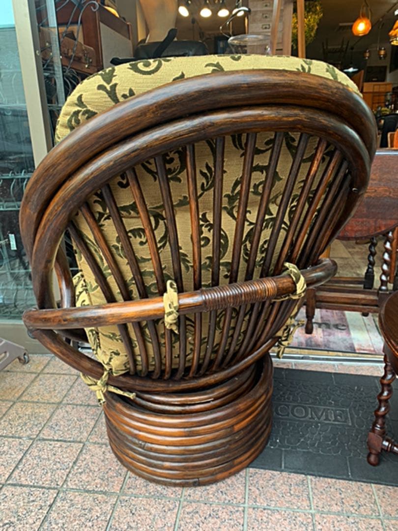 ヴィンテージ高級ラタン回転ソファー