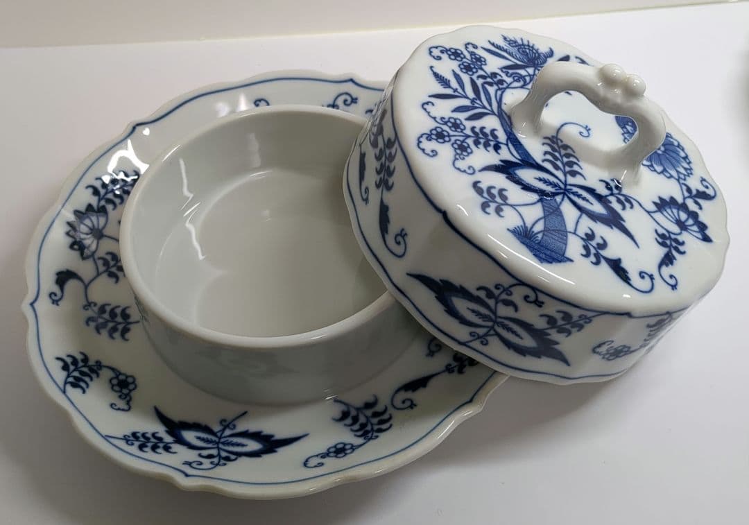 Blue Danube　ブルーダニューブ　丸型カバーバターディッシュ　2個セット