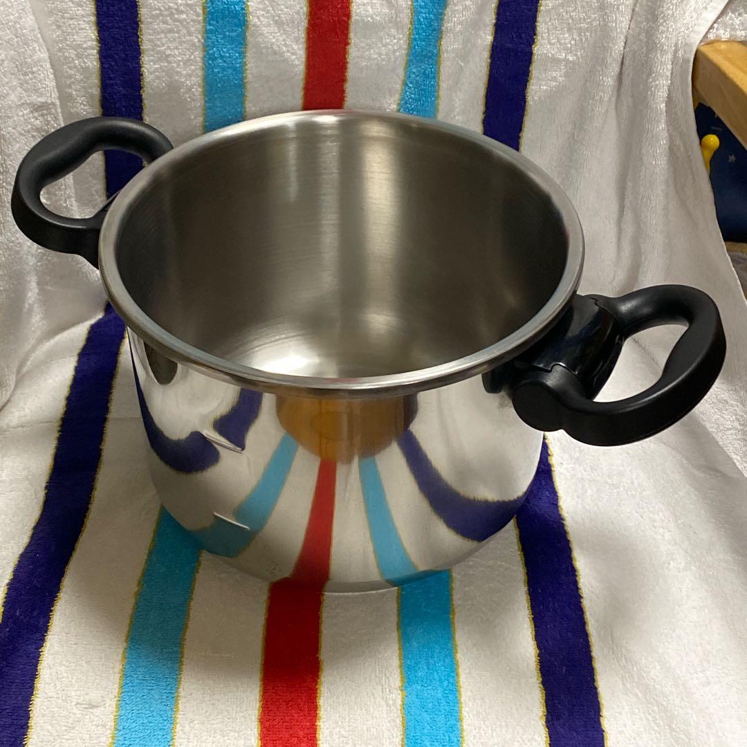 うさピョンT-faL圧力鍋 6L