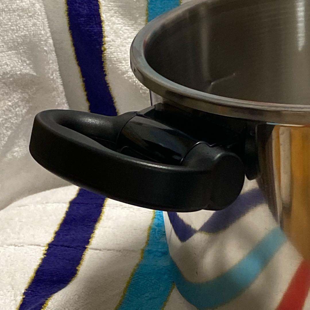 うさピョンT-faL圧力鍋 6L