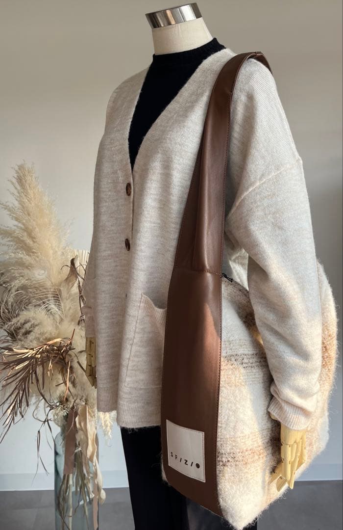 SF/Z/I チェック柄　ベージュ　ブラウン　大きめバッグ