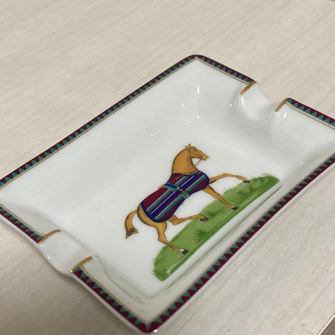 HERMÈS 馬のイラスト 灰皿