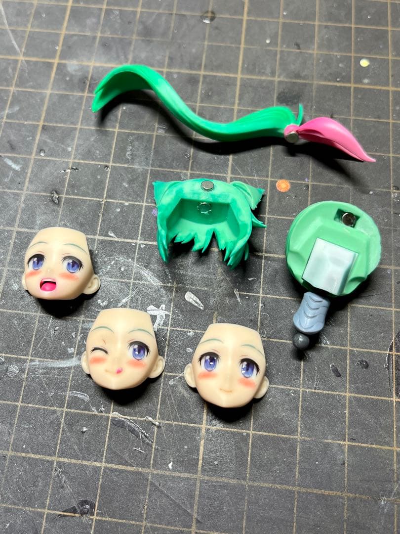 muscuto メカガデ子1.0 部分塗装&トップコート(髪の毛に破損あり)