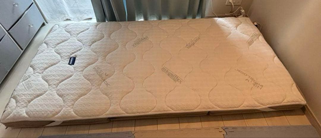 マニフレックス　三つ折りシングル&トッパーセット