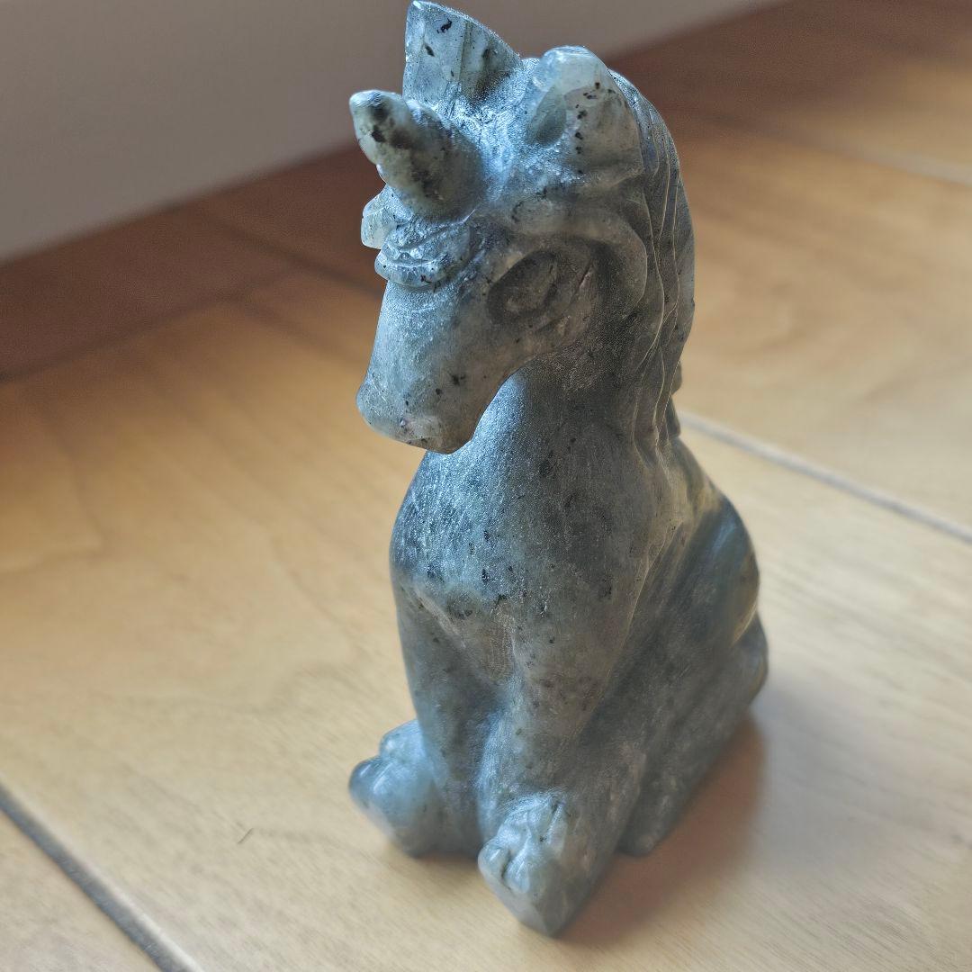 ラブラドライトのユニコーン・天然石